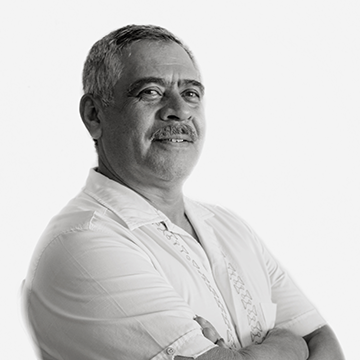 José Apolinar Larios